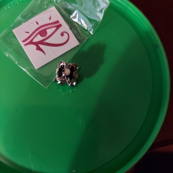 Isis Jewelry - Isis brand charm/bead